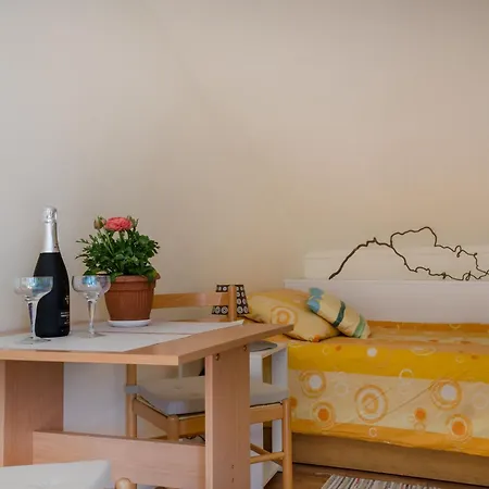 Goscinne Monika 1000 Lecia Panstwa Polskiego 3