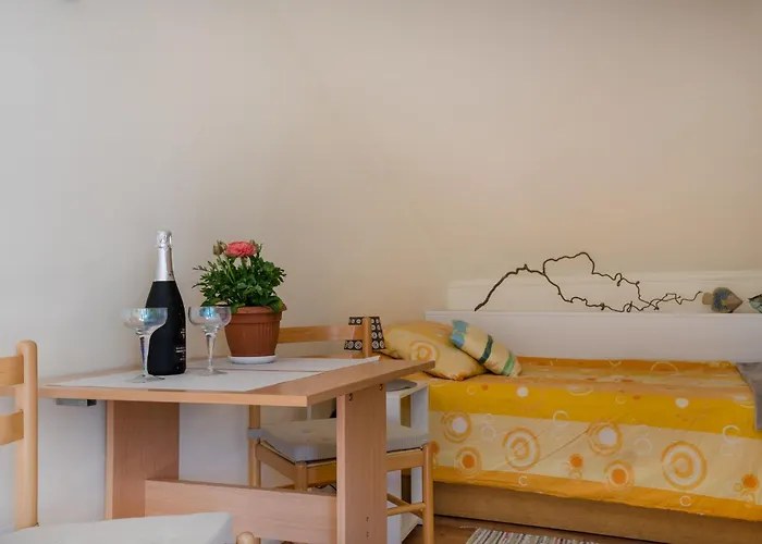 Goscinne Monika 1000 Lecia Panstwa Polskiego 3