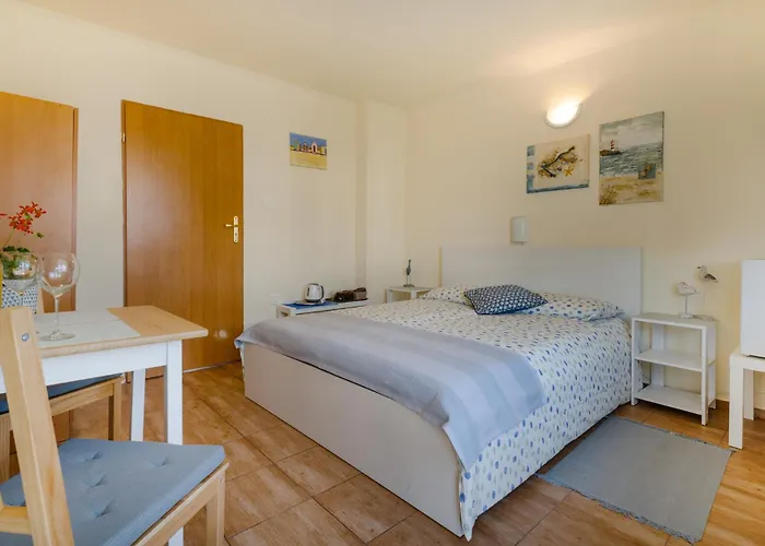 Goscinne Monika 1000 Lecia Panstwa Polskiego 3 Homestay szállás