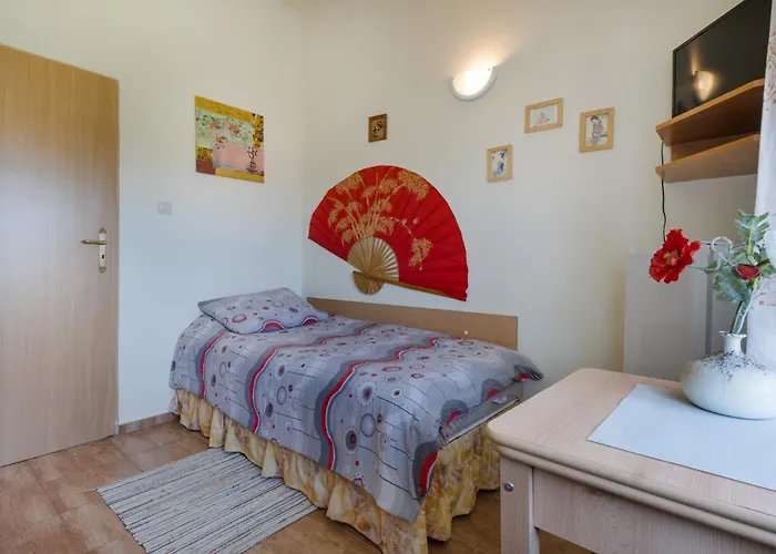 Homestay szállás Goscinne Monika 1000 Lecia Panstwa Polskiego 3 *